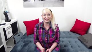 sexy milf with huge natural melons blows a rough dick