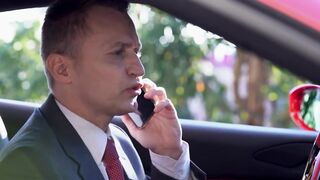 2 jeune secretaire francaise se font baiser par leur patron