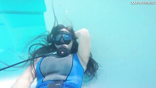goddess underwater lesbians Vodichkina and Farkas