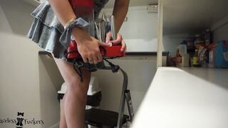 milf Fucking Kitchen Appliance - Piss Squirt