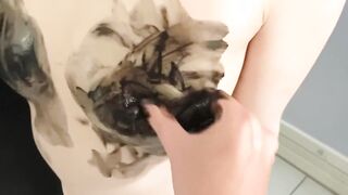 【日本人22歳素人歯科助手】落書きされたおっぱいを洗浄