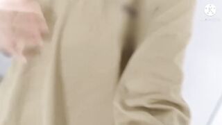裸より恥ずかしい格好で露出してみた...