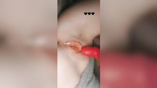 Creamy lil orgasm into just a few seconds !