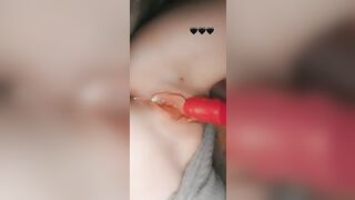 Creamy lil orgasm into just a few seconds !