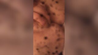 Guarra follandose un platano