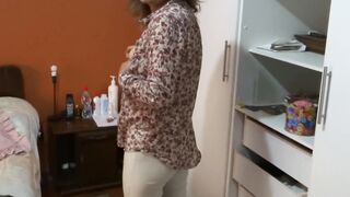 Mother agrees to performance off inside front of stepson so he masturbates and jizzes