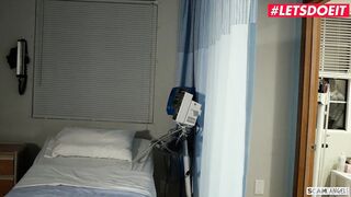 SCAMANGELS - Vienna Ebony And Kenzie Reeves Tag-Team On Doctor's Long Dick - LETSDOEIT