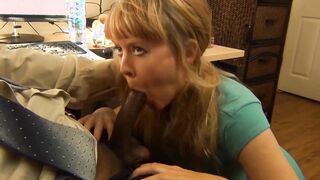 Jamie Foster gets plowed by her african employee