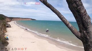 Gorgeous and Deserted Beach? Let's Record a Sex Then -