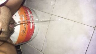 kinky does it on the toilet floor
