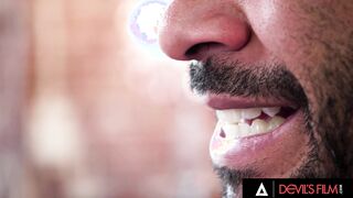 Aria Banks And Her Hubby Must Have Bi-Curious Sex With The Medium To Know Their Future