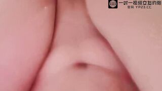 赤裸裸的 与 美丽的 屁股 他妈的 无毛 粉红色 猫 特写