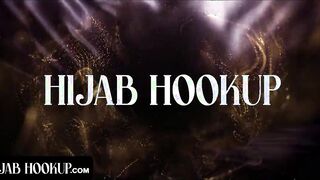 Hijab Hookup - Petite Muslim cunt with mouth Inside Hijab Surprises Instructor
