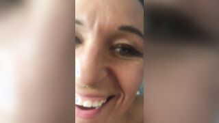 View me strip down inside the tanning salon