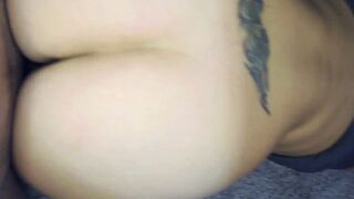 Huge booty mom got anal jizzed