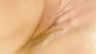 Vulgar Beauty inside shower having fun with her twat- amateur Hottie Peachybrownspice 