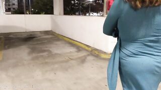 Flashing older cougar shows her Mom body around downtown