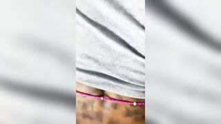 Look at this baddie she loves blowing cock... LOLLIPOP