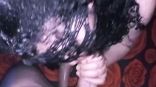 ELLA QUIERE DISFRUTARLO TODA LA NOCHE Y SE LA TOMA