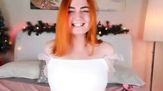 cute redhair web webcam slut can deep throat a huge sex dildo