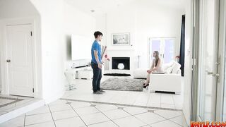 Stepmom caught her stepson watching porn instead of cleaning his