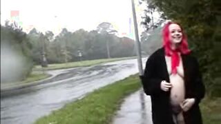 Pregnant Lassie wants to got caught into Outdoors