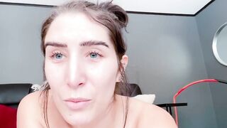 LONELY THICC mom OFFER HERSELF DOUBLE PENETRATION & LOVES IT