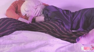 Stepmom & Stepson Share a penis -Cum Stepmom mouth