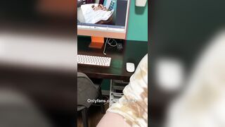 2 Hotwives surprise dude with back to back sex