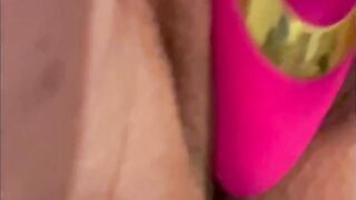 Squirting orgasm form clitoris sucking off toy