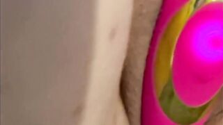 Squirting orgasm form clitoris sucking off toy