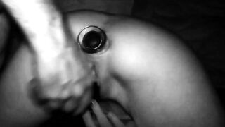 mio cugino mi sveglia di notte e mi rompe il culo con un plug gigante e un doppio vibrator