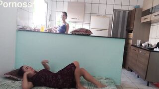 while my fiance fights with me on 1 side i