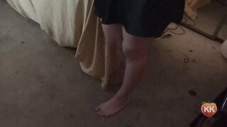 Lets him Release on Her BUTT after Strokes