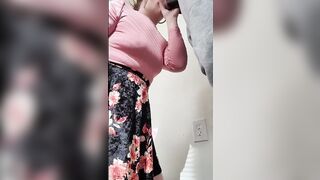 Nikki Belle On Her Knees Swallowing A Load From Her Bull