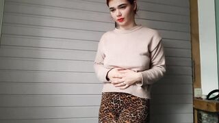 I am your date with a fart fetish and I'm farting in