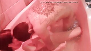 Fucking A Tinder vagina with mouth Without A Condom In The Jacuzzi