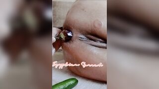 Arab Cougar stuffing her anal with two big sex toys ... Double Penetration 