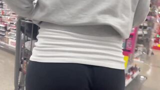 Candid Big Ass Cougar View Thru Leggings Grocery Shopping