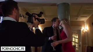 Classic pornochic group sex with three amazing babes
