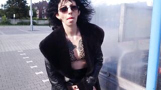 Lucy Ravenblood dildoing in outdoors