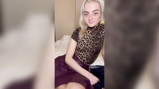 point of view: YOUNG ESCORT WANTS TO BANGED