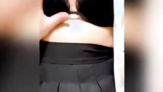 She waits for me after work to squirt on my titted