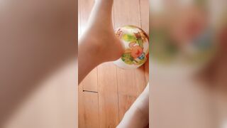 Нейлон . Играю мячиком