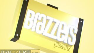 Brazzers - Salesman Van Wylde Fucks Skylar Snow's Horniness Away First Thing Inside The Morning
