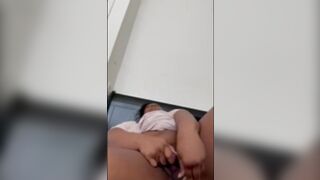 Her milf walked into the room on here as she cum