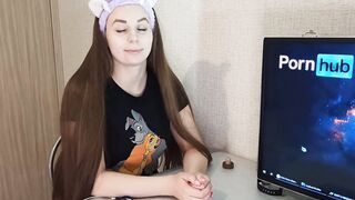 Похотливая девушка исполняет желания за проигранное пари в гонке