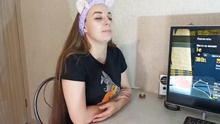 Похотливая девушка исполняет желания за проигранное пари в гонке