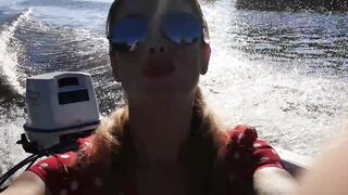 Rides inside the boat makes me goddess and lusty - Soak Kelly
