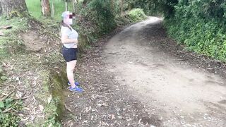 CAMINATA CON SEXO EN EL BOSQUE